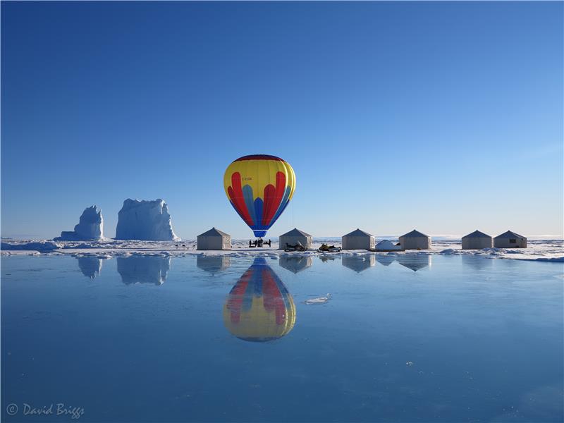 Hot air balloon David Briggs